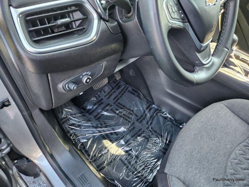 Used 2023 Chevrolet Equinox LT