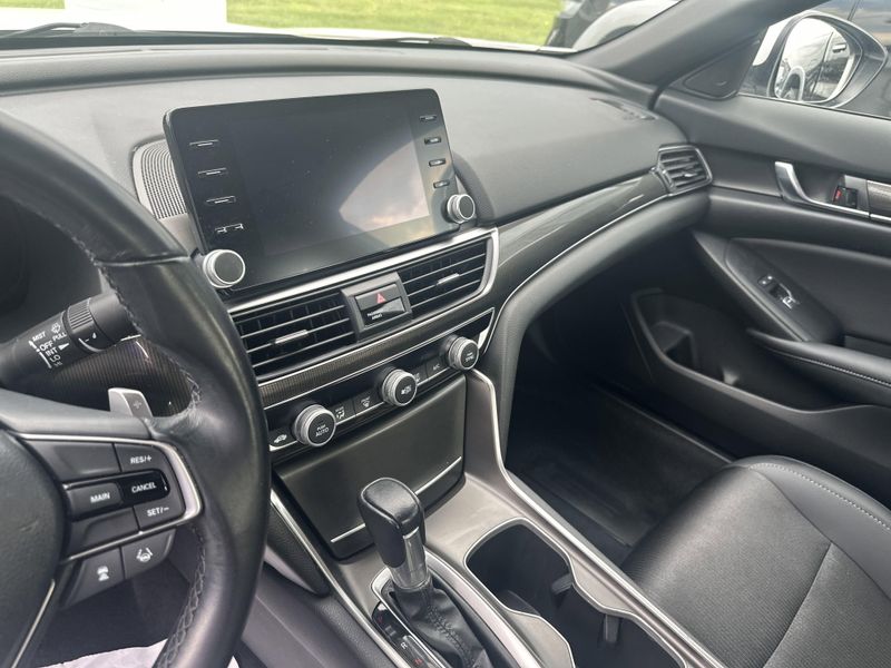 2020 Honda Accord SportImage 24