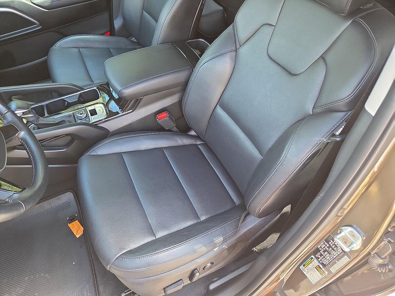 2023 Kia Telluride S photo 13