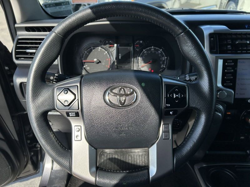 2023 Toyota 4Runner SR5Image 28