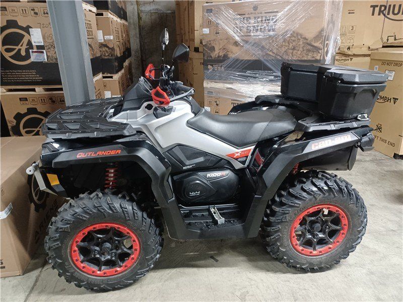2021 Can-Am Outlander X xcImage 1