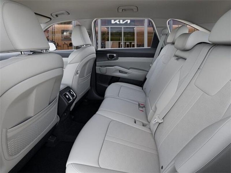 New 2025 Kia Sorento SImage 18
