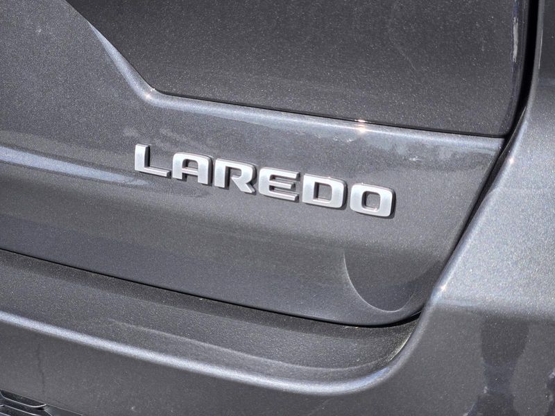 New 2026 Jeep Grand Cherokee Laredo X 4x2