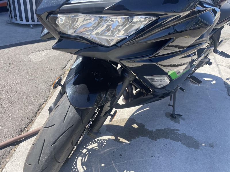 Used 2025 Kawasaki NINJA 650 Image 12