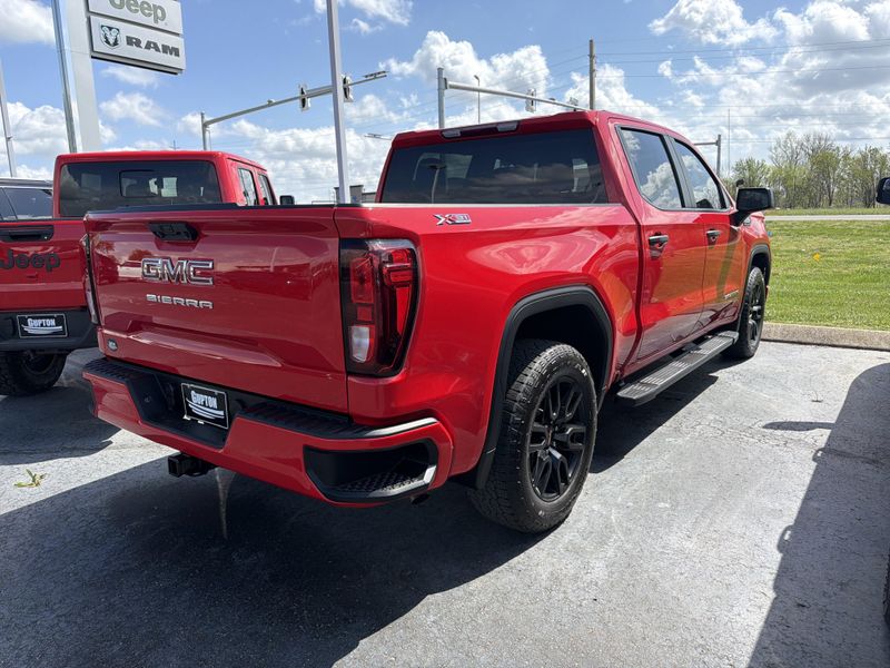 Used 2024 GMC Sierra 1500 ProImage 9