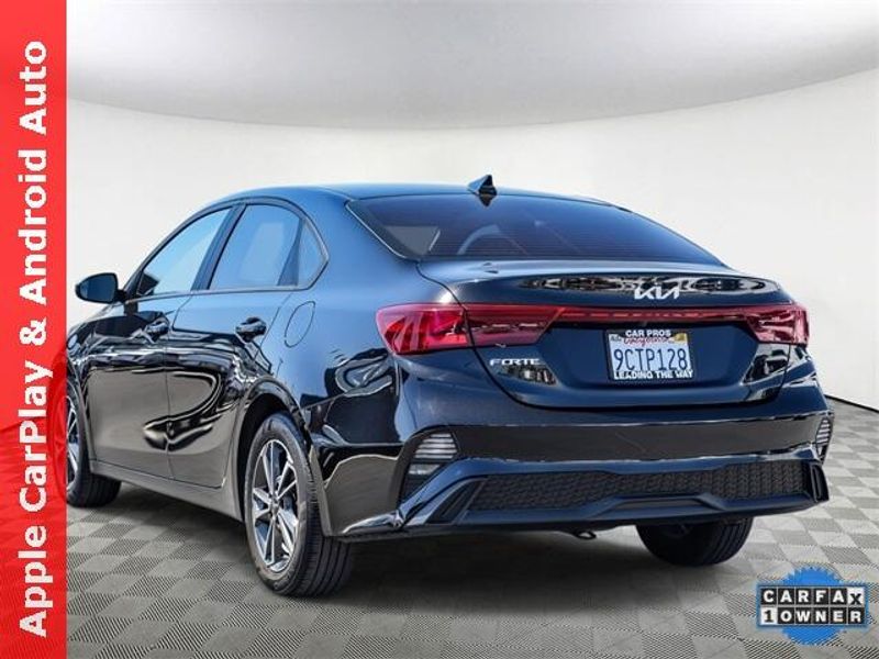 Used 2023 Kia Forte LXSImage 6