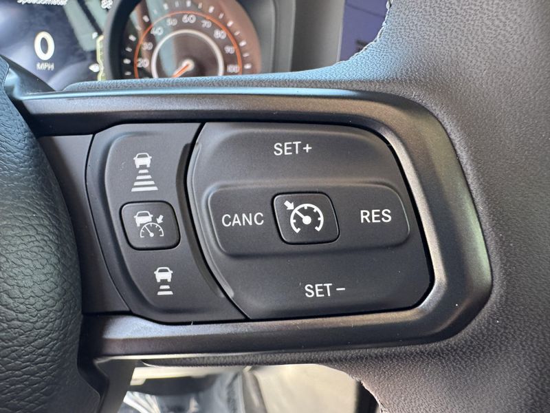 2025 Jeep Wrangler WillysImage 22