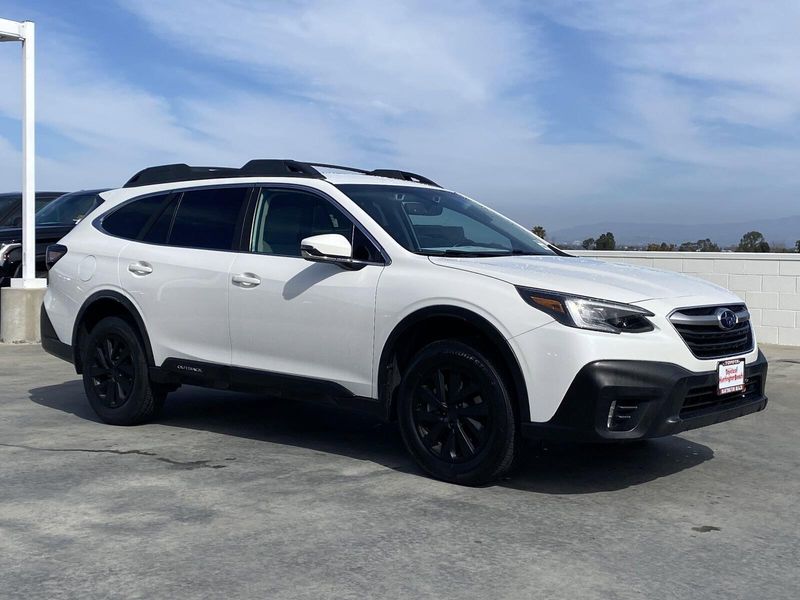 2020 Subaru Outback PremiumImage 2