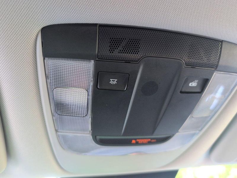 2024 Kia Sportage LXImage 25