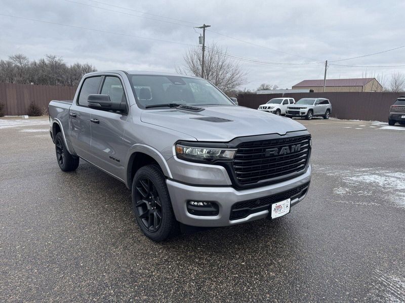 2025 RAM 1500 LaramieImage 2