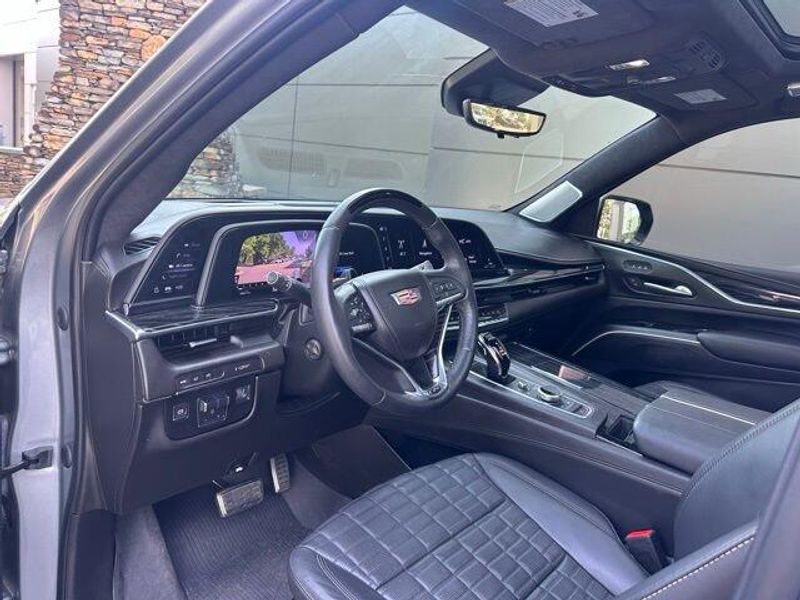 2023 Cadillac Escalade AWD V-Series