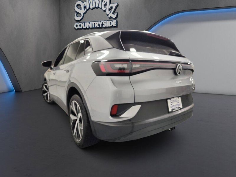 Used 2023 Volkswagen ID.4 Pro S AWD Long Range w/Glass RoofImage 11