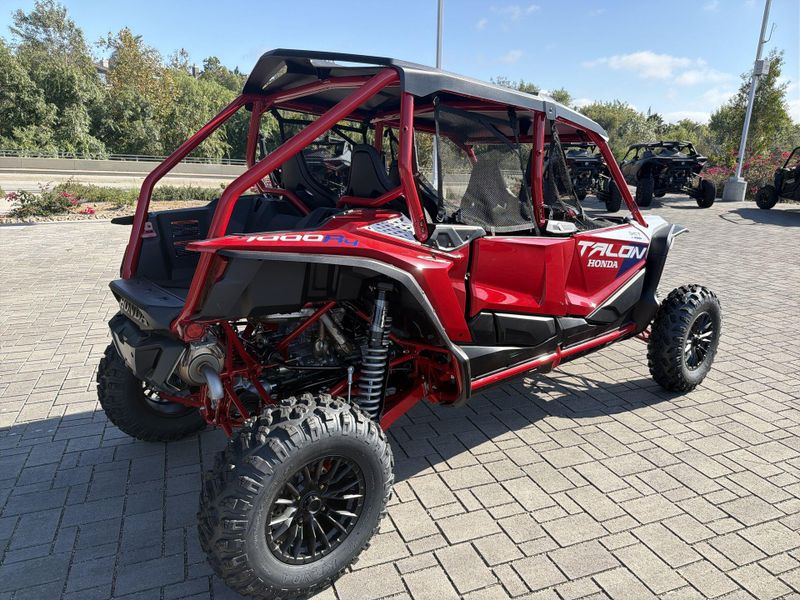 New 2026 Honda TALON1000R4 FOX LIVEVALVE Image 17