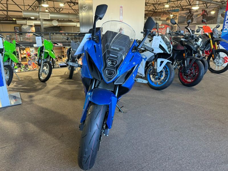 New 2026 Suzuki GSX-8R Image 3