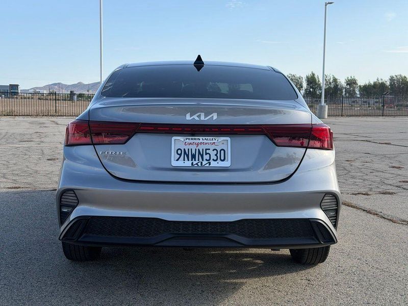 Used 2024 Kia Forte LXSImage 6