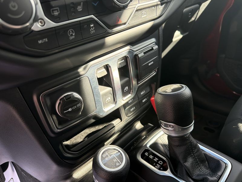 Used 2021 Jeep Wrangler Sport SImage 23