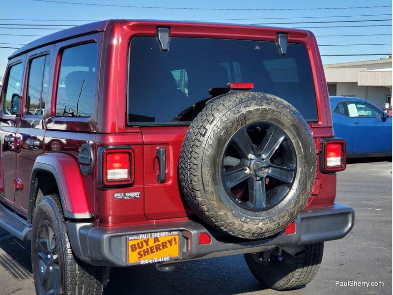 Used 2022 Jeep Wrangler Unlimited Sahara Altitude