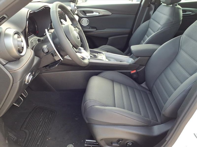 New 2026 Alfa Romeo Tonale Veloce AwdImage 13