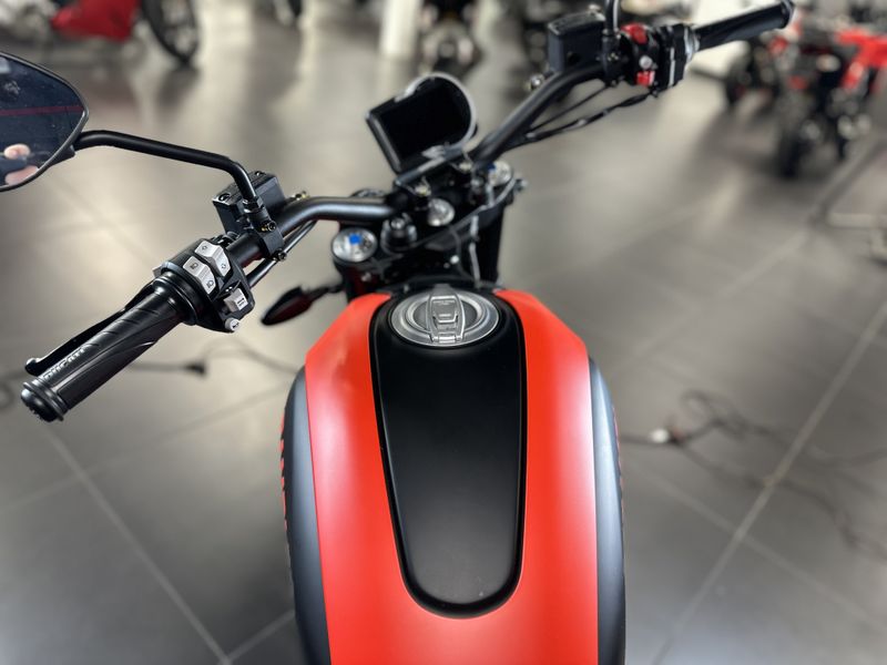 2024 Ducati SCRAMBLER FULL THROTTLE Image 5
