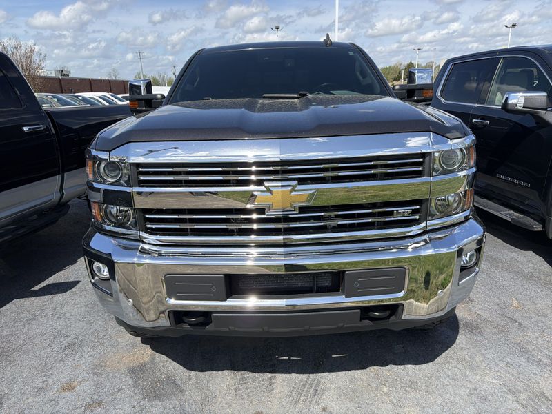 Used 2016 Chevrolet Silverado 3500HD LTZImage 2