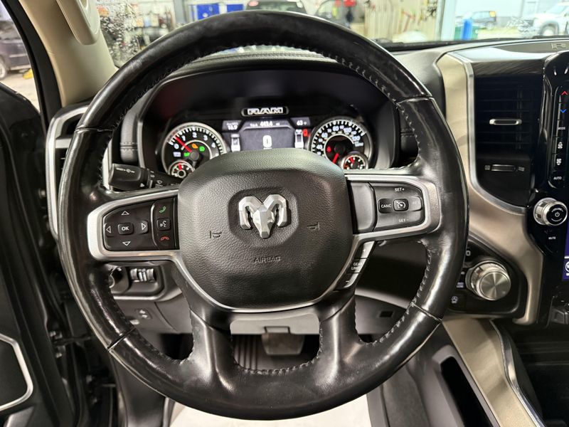 Used 2020 RAM 1500 LaramieImage 17