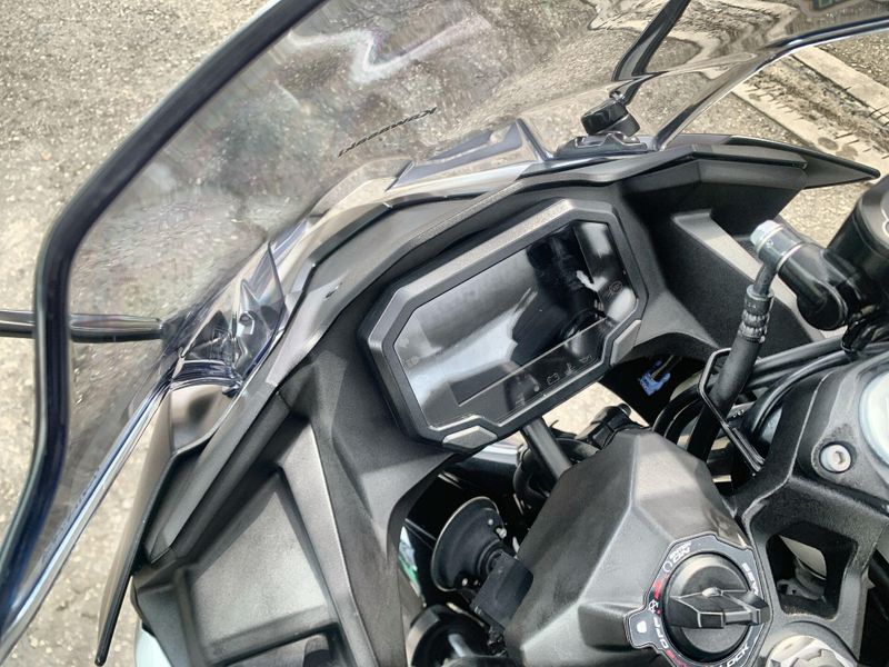 Used 2025 Kawasaki Ninja 500 SE ABS Image 19