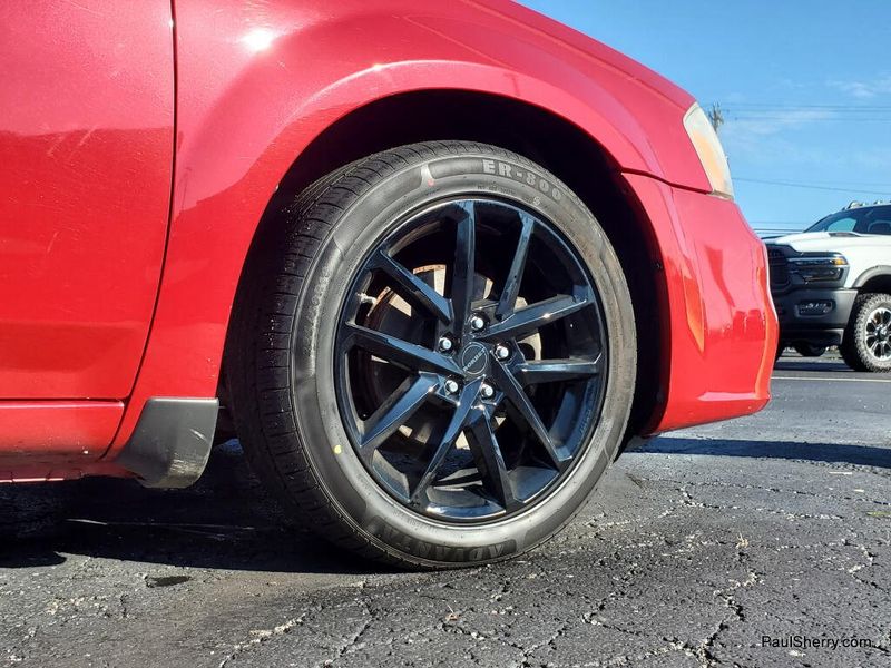 Used 2013 Dodge Avenger SXT
