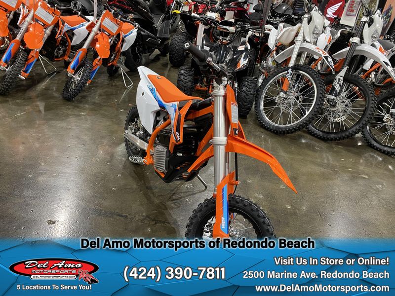 2024 KTM SX-E 3  in a ORANGE exterior color. Del Amo Motorsports of Redondo Beach (424) 304-1660 delamomotorsports.com 