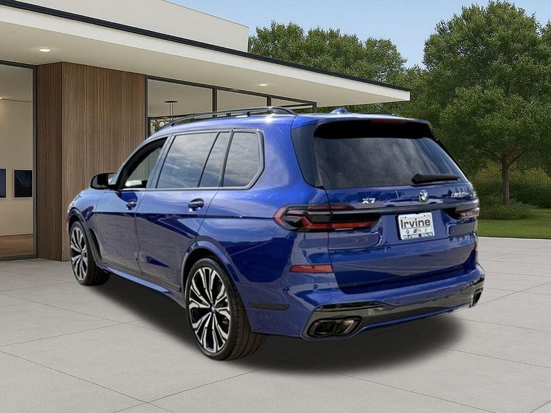 Used 2025 BMW X7 M60iImage 11