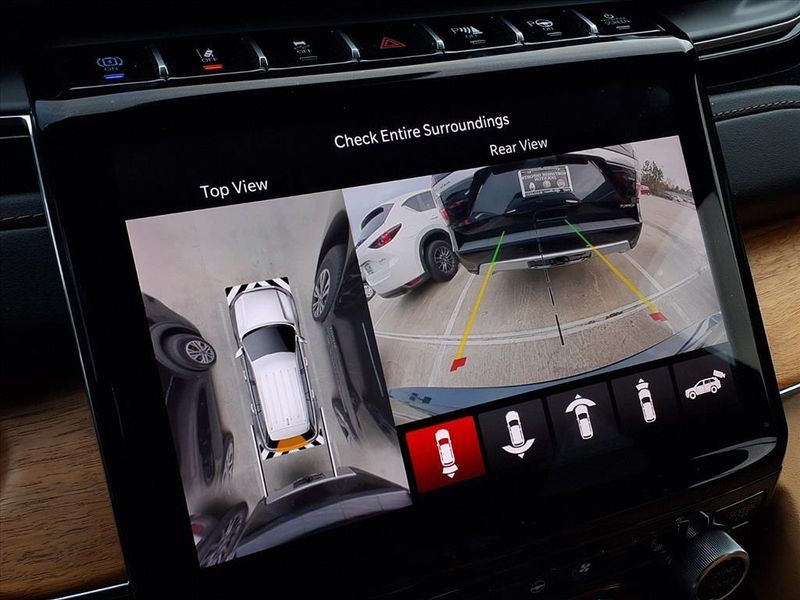 Used 2023 Jeep Grand Cherokee Summit Reserve 4xeImage 26