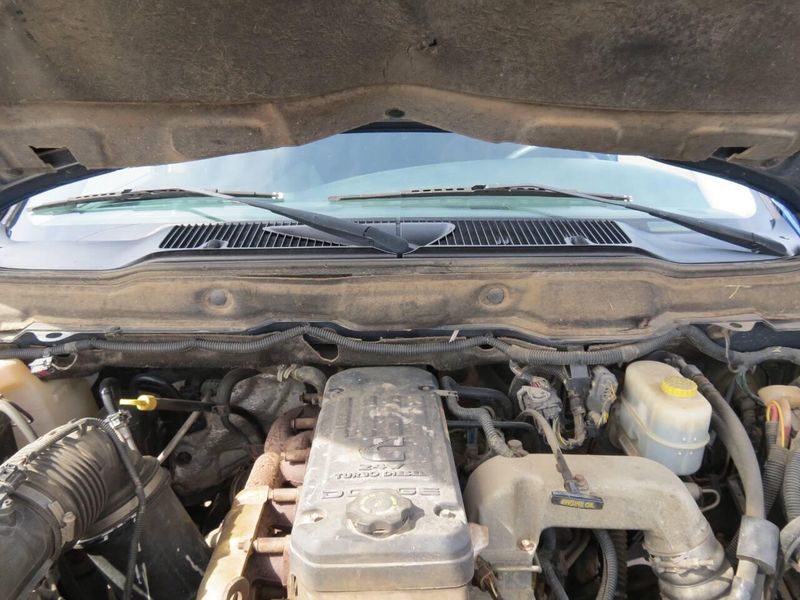 Used 2005 Dodge Ram 2500 SLT 4dr Quad Cab 4WD SBImage 13