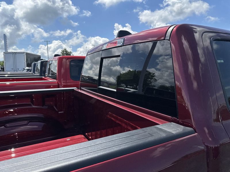 New 2025 RAM 1500 Laramie Crew Cab 4x4 5