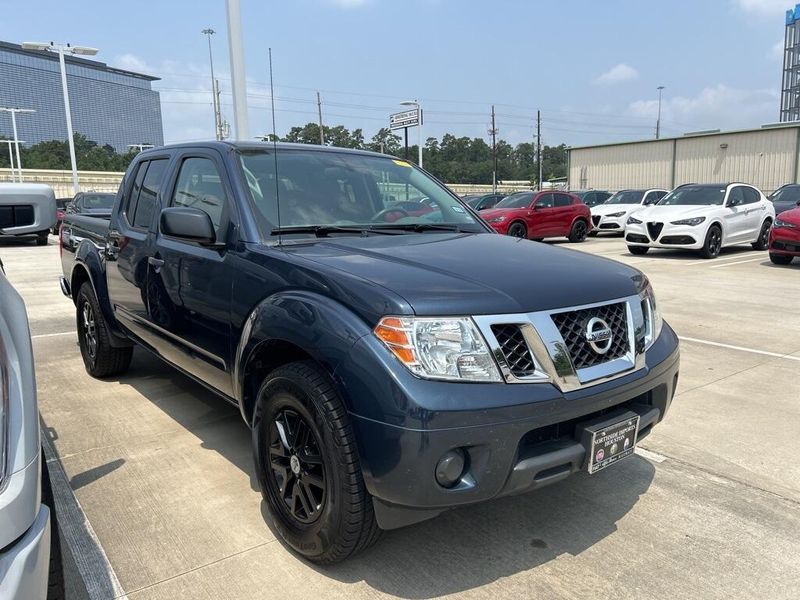 2019 Nissan Frontier SVImage 2