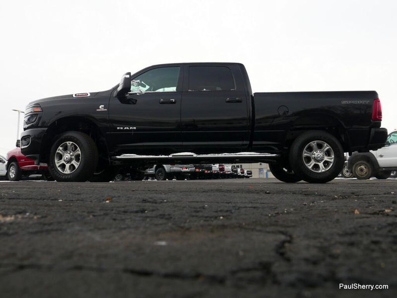 New 2026 RAM 3500 Big Horn Crew Cab 4x4 6'4' Box