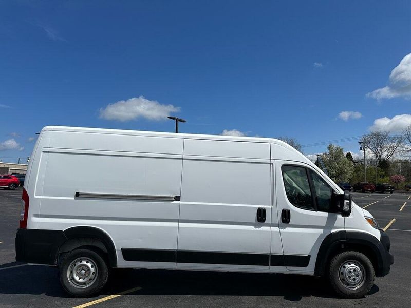 2023 RAM ProMaster 2500 High RoofImage 10