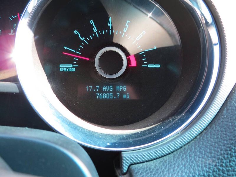 Used 2013 Ford Mustang GT 2dr FastbackImage 9