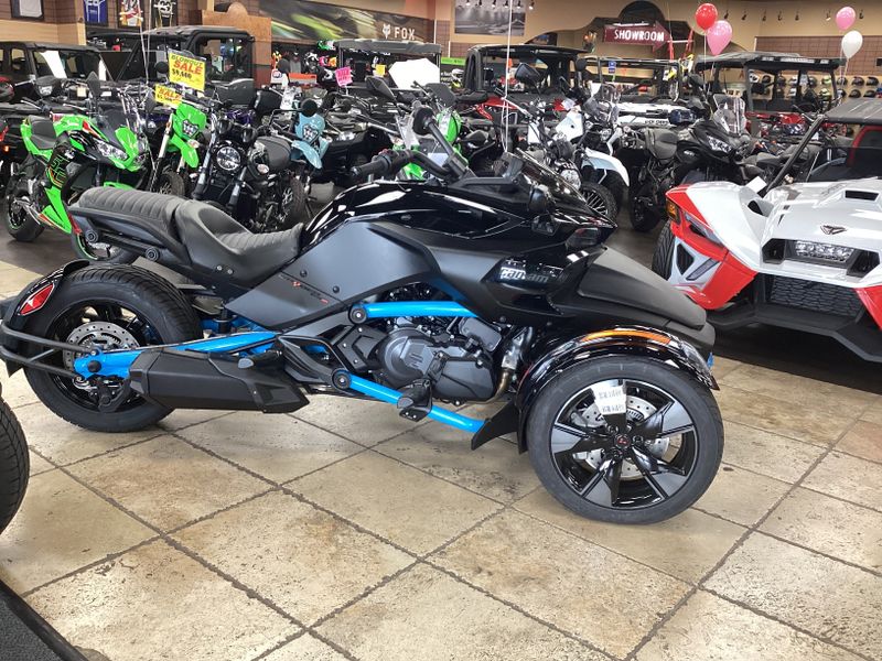 2023 CAN-AM SPYDER F3S SPECIAL SERIES MONOLITH BLACK SATINImage 7
