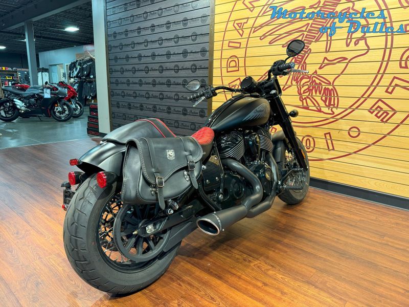 2022 Indian Motorcycle Chief Bobber Dark Horse Image 8