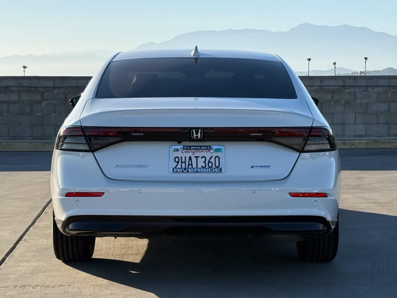 Used 2023 Honda Accord Hybrid EX-LImage 11