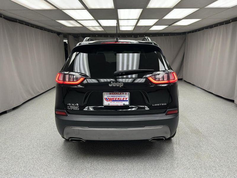 Used 2022 Jeep Cherokee LimitedImage 3