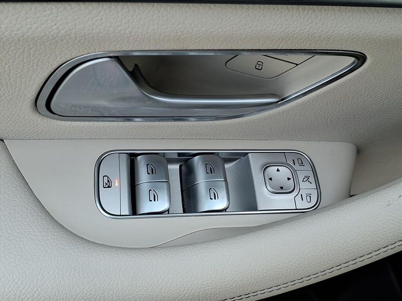 Used 2023 Mercedes-Benz GLE 350Image 17