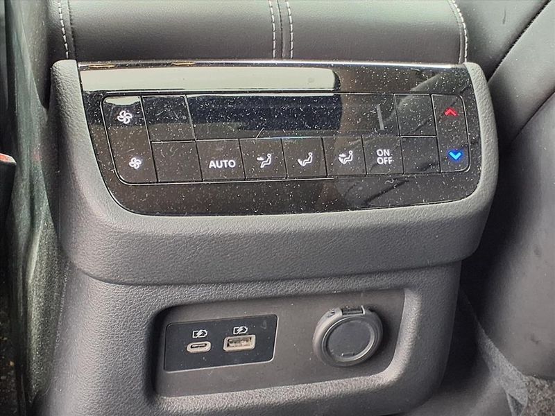 Used 2022 INFINITI QX60 LuxeImage 13