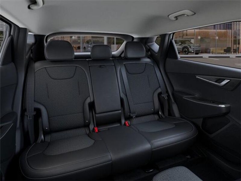 2025 Kia EV6 LightImage 16