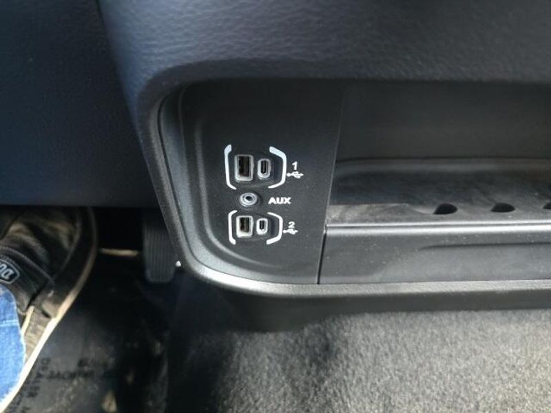 2024 Ram 2500 Big Horn photo 22