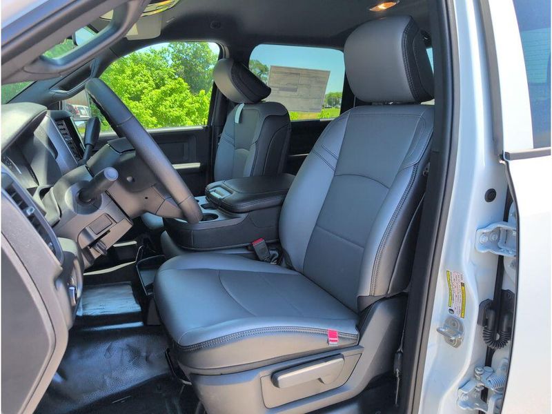 New 2026 RAM 2500 Tradesman Crew Cab 4x4 6