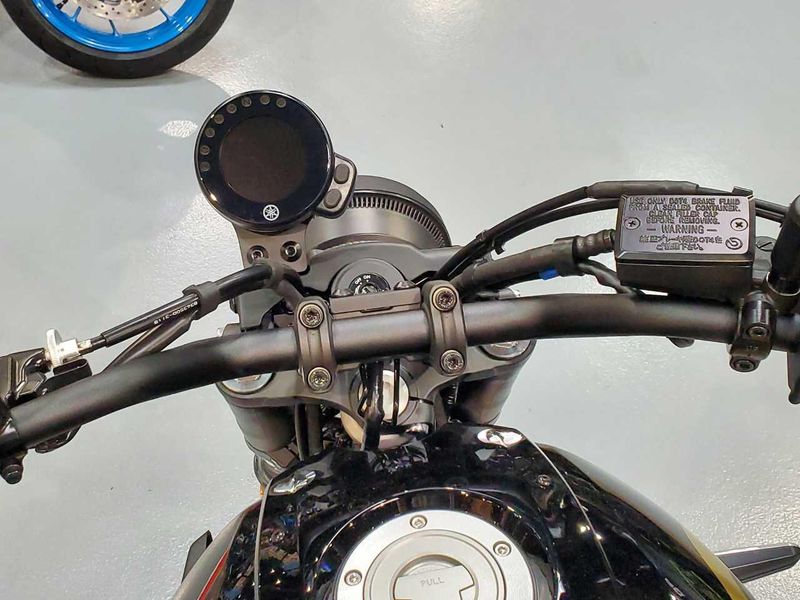 2025 Yamaha XSR700 Image 9