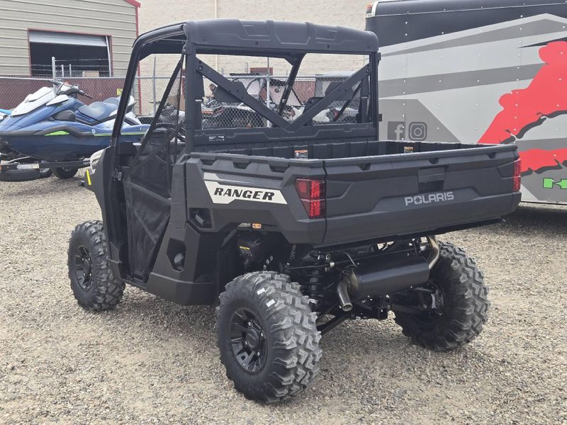 New 2026 Polaris RANGER 1000 PREMIUM 