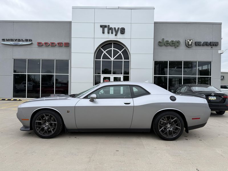 Used 2016 Dodge Challenger 392 Hemi Scat Pack ShakerImage 33