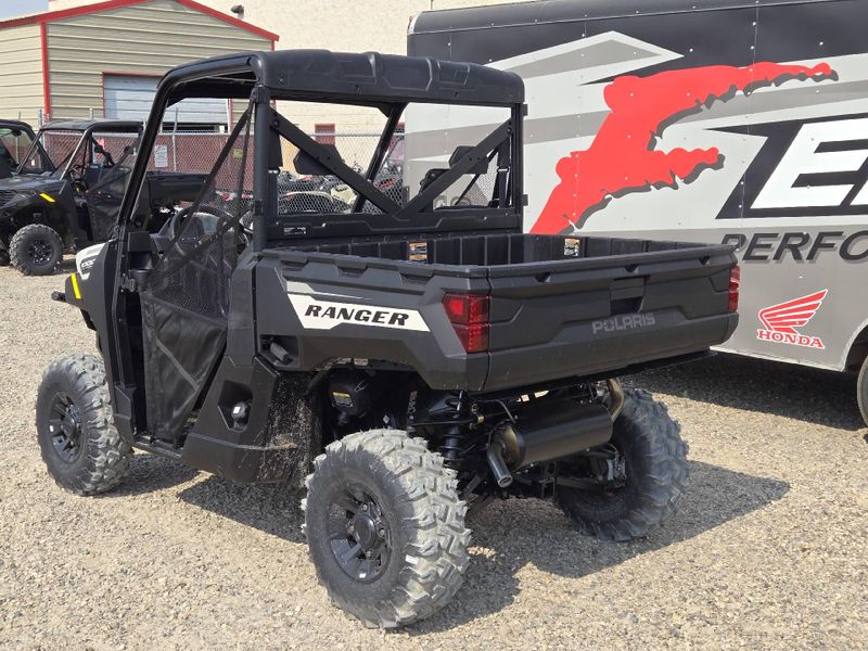 New 2026 Polaris RANGER 1000 PREMIUM 
