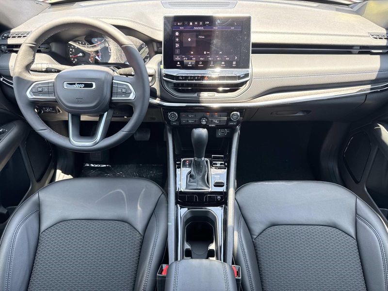 New 2026 Jeep Compass Latitude Altitude 4x4